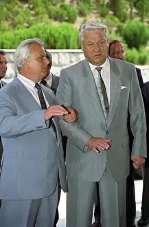 Yalta: Boris Yeltsin visit to Ukraine, 1992