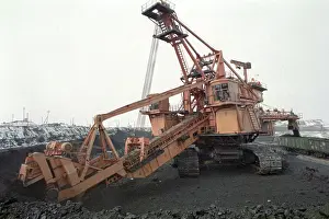 Seams: Borodinsky open pit coal mine, 1987