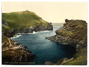 Boscastle: Boscastle, entrance to harbor, Cornwall, England