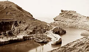 Boscastle: Boscastle harbour