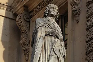 Bossuet: Bossuet statue, Cour Napoleon, Louvre, Paris, France