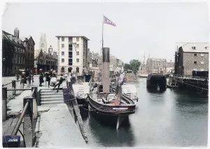 Doughty: BOSTON QUAY - 1890