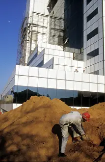 Gaberone: Botswana. Gaberone 1990s : Builders at work during