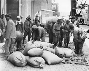 Boulogne: Boulogne Docks 1917
