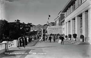 Stroll: Bournemouth Pavilion Terrace