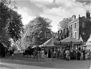 Bourton: BOURTON FAIR