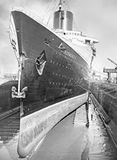 Normandie: Bow of the Normandie, 1935