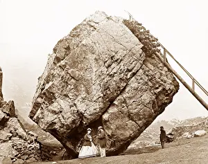 Borrowdale: Bowder Stone, Borrowdale