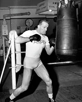 Slams: Boxer Henry Cooper 1934 -