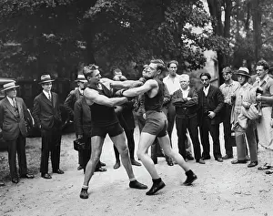 Tompkins: The Boxer Phil Scott during training