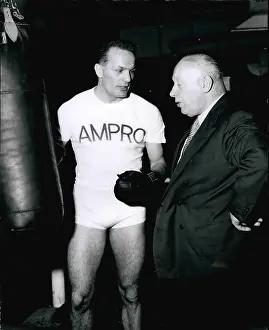 Pauses: Boxing