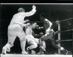 Stoppage: Boxing
