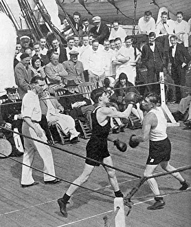 Berengaria: Boxing match on deck of the Berengaria