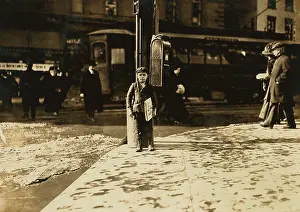 Newsboy: Boy - child labor - occupations