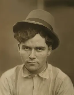 Newsboy: Boy - child labor - occupations