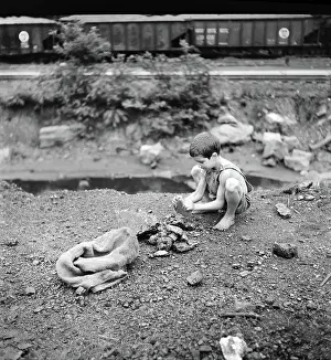 Scotts: Boy - Coal Industry - Coal Mining - Leisure