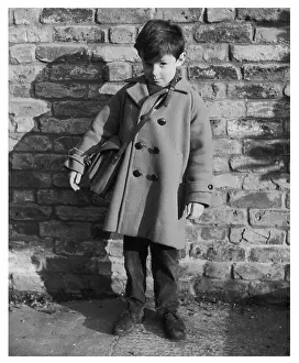 Duffle: BOY WITH SATCHEL/PHOTO