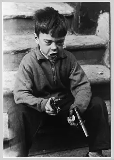 Childrenroger: BOY WITH TOY GUNS