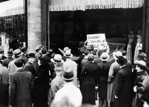 Hatred: Boycott of jewish shops, 1933