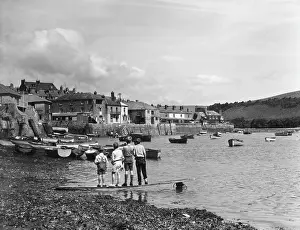 Salcombe: Boys on the beach at Salcombe, Devon