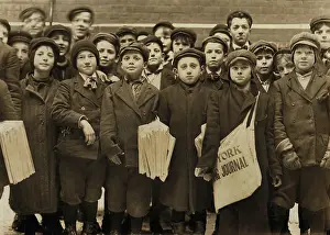 Newsboy: Boys - child labor - occupations