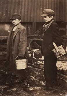 Glassmaking: Boys - Child Labour - Worker - Glassmaking