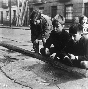 Hampden: Boys in Hampden Crescent, Paddington