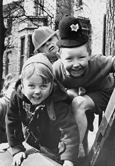 Hardhat: Boys playing in the street