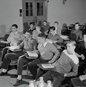 Bubley: Boys - Students - Classroom - Education