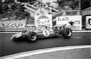 Hairpin: Brabham leads in Brabham BT33, Monaco GP