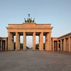 Brandenburger: Brandenburg Gate, Berlin, Germany
