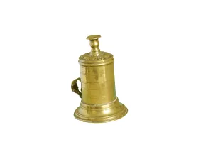 Flamed: Brass bell-shaped go to bed