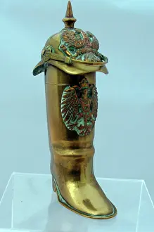 Removable: Brass lighter in the form of a jackboot, WW1
