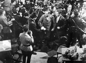 Extremist: Brawl between Communists and Nazis