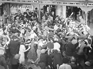 Brawl: Brawl in front of the KPD from Horst Wessel, 1933