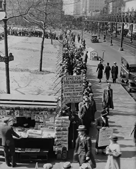 Breadline: Breadline along Bryant Park in Mid-town ?