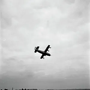 Stol: Breguet 941 prototype, Le Bourget, in flight