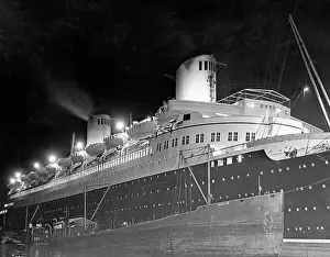 Bremen: The Bremen in New York, 1939