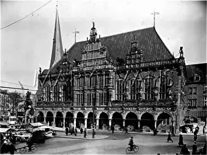 Referring: BREMEN TOWN HALL 1930S