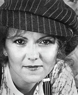 Moonbeam: Brenda Vaccaro - actress