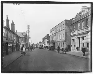Brentwood: BRENTWOOD HIGH STREET