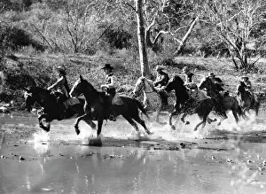 Warburton: Brian Aherne, Victor McLaglen, John Carradine, John Warburto