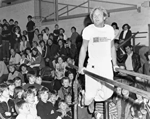 Dips: Brian Jacks in judo demonstration