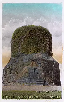 Sarnath: Brick tower (Dhamek Stupa) at Sarnath, nr Benares, India