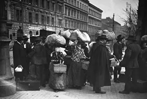 Stonemasons: Bricklayers and stonemasons, 1912