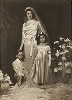 Satin: Bride, bridesmaid and pageboy, Rome