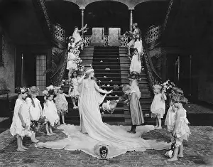 Grandiose: Bride and bridesmaids at the wedding