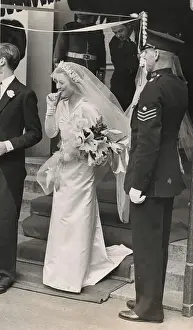 Awkwardness: Bride sucking her thumb