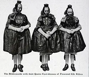Celebratory: Bridesmaids in the Schwalm valley
