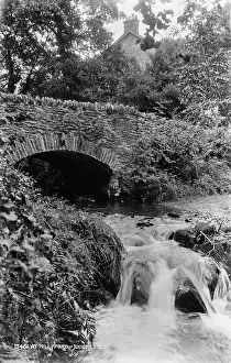 Flowing: Bridge at Hillford